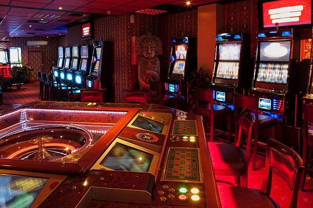 Caribbean Stud Poker betting interface on gowin123 slot